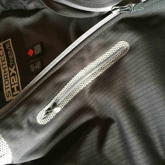Stormtech H2Xtreme Black Jacket - Picture 4 of 7